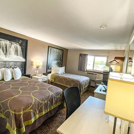 Super 8 By Wyndham Indianapolis Emerson Kültér fotó