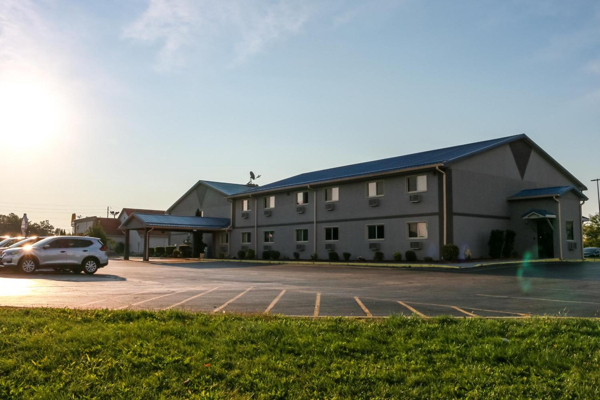 Super 8 By Wyndham Indianapolis Emerson Kültér fotó